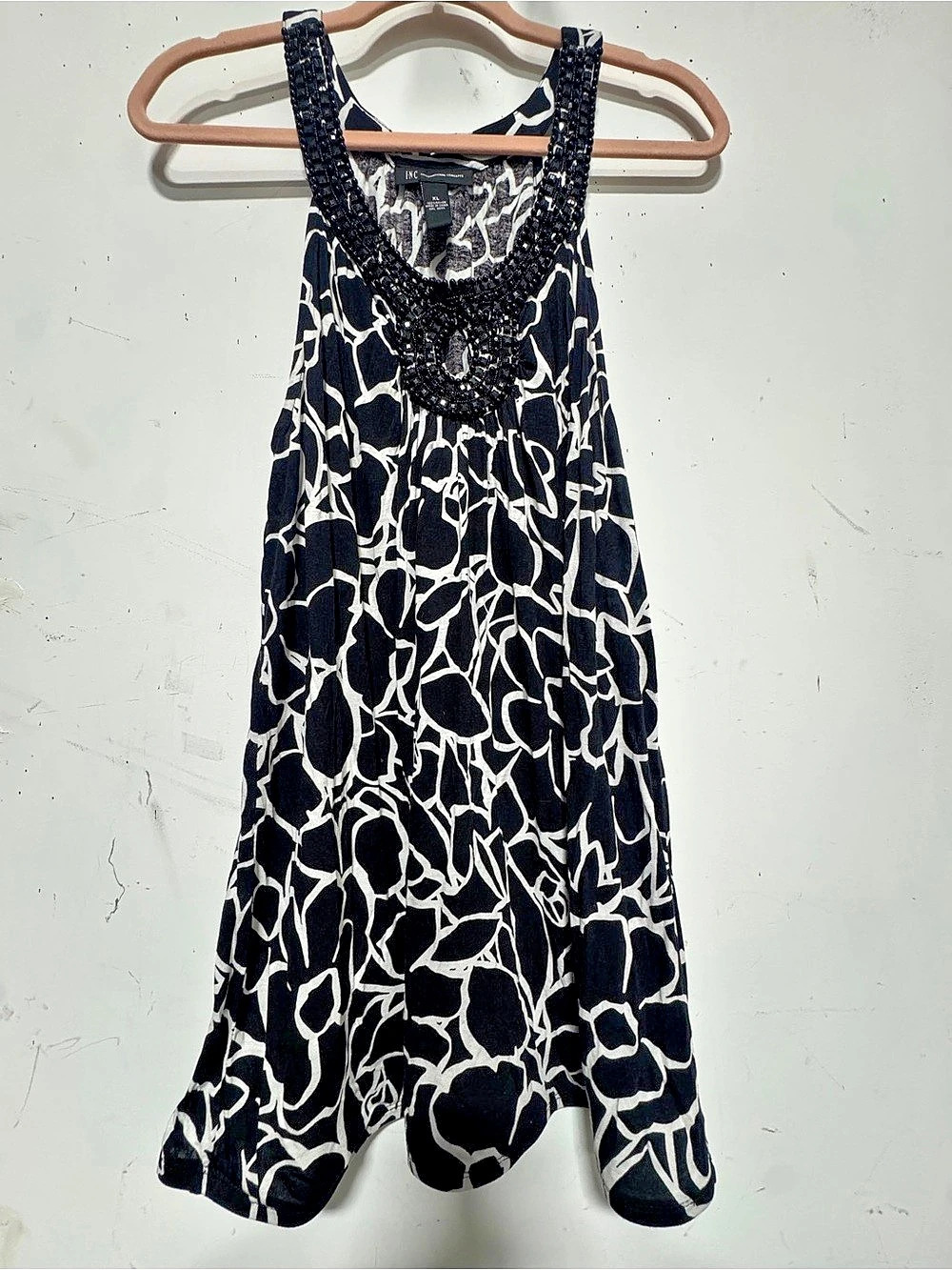 INC International Concepts XL Black White Floral Beaded Swing Top